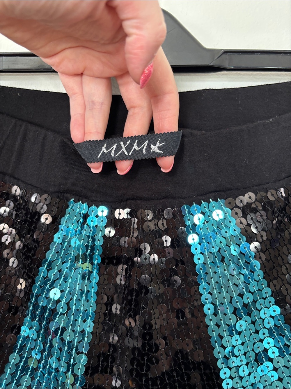 ✨ MXM Sequin Mini Skirt Black & Teal – Size L/XL - Picture 2 of 5